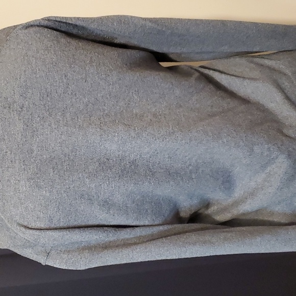 Banana Republic  V neck Sweater in excellent condition - Picture 4 of 5